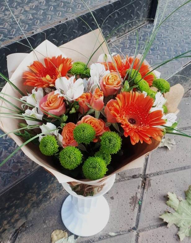 Букет цветов из: Герберы, Хризантемы, Альстромерии и Розы в Немане