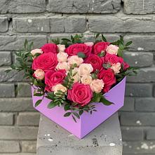 Цветочная композиция из Розы в коробке в Немане