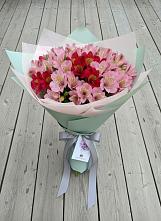 Букет цветов из:  Альстромерии в Немане