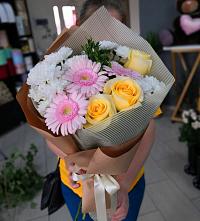 Букет цветов из:  Герберы, Розы и Хризантемы в Немане