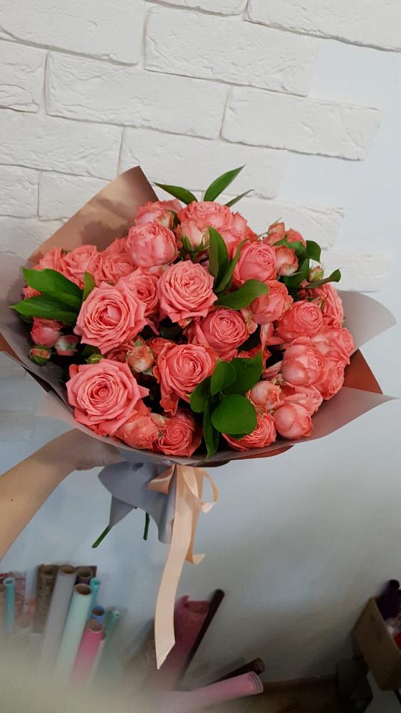 Букет цветов из: Розы в Немане