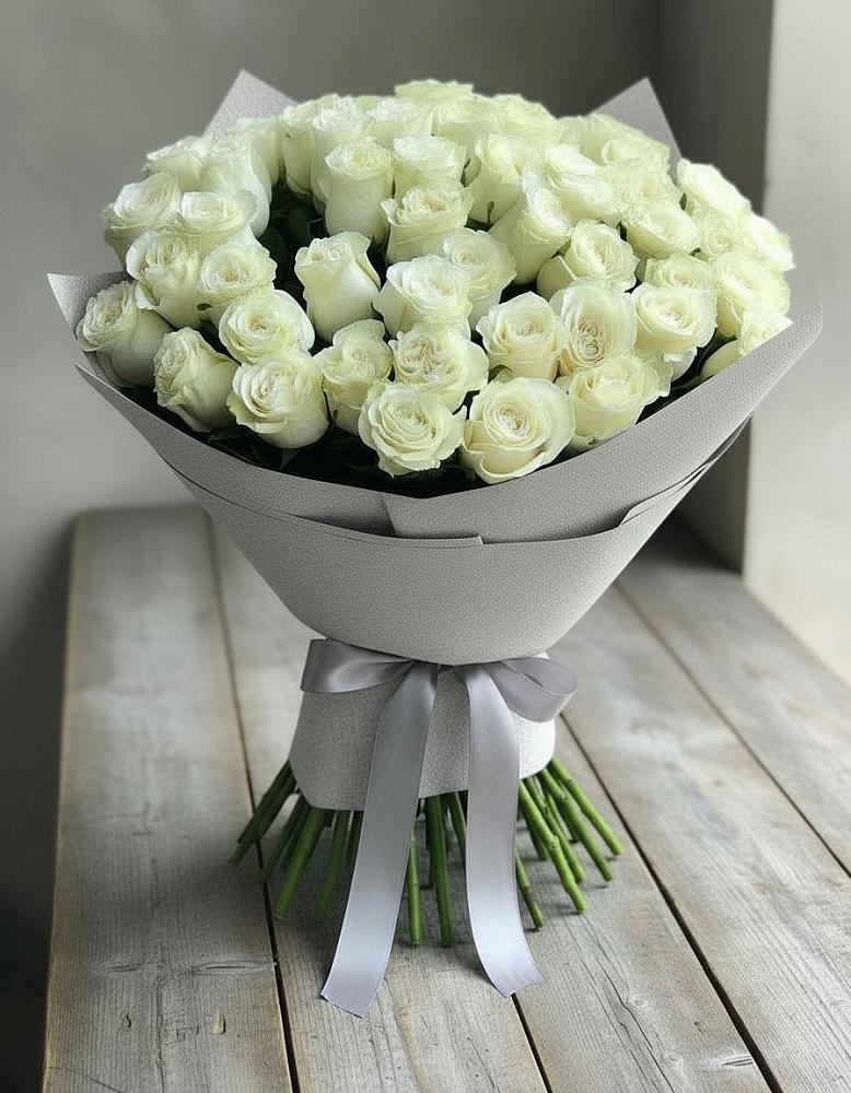 Букет 35 Белых роз в Немане