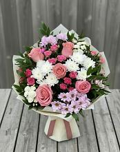 Букет цветов из:  Альстромерии, Гвоздики, Розы и Хризантемы в Немане