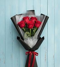 Букет цветов из:  Розы в Немане