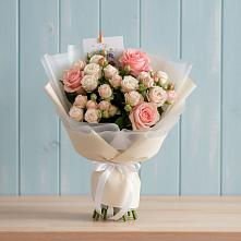 Букет цветов из:  Розы в Немане
