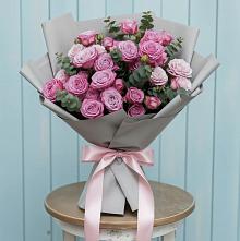 Букет цветов из:  Розы в Немане